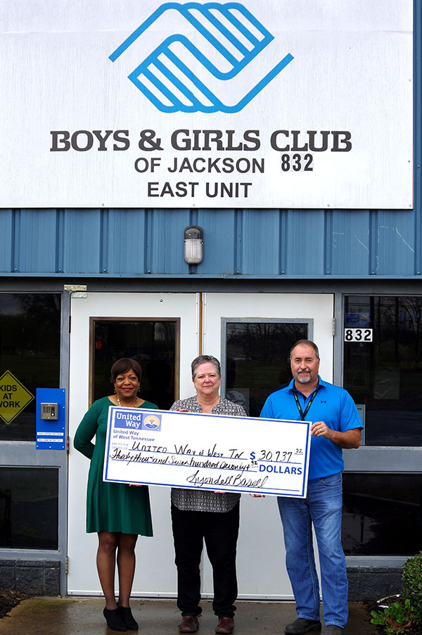The Jackson site of LyondellBasell, one of the world’s largest plastics, chemical and refining companies, recently announced donations totaling more than $31,212 to United Way of West Tennessee as part of its completed 2016 campaign
